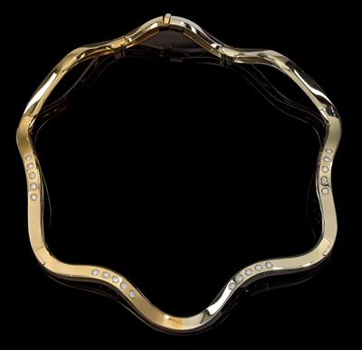 A bicolour brilliant choker by Pomellato total weight c. 1.20 ct - Klenoty