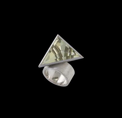 A beryl ring c. 25 ct - Klenoty