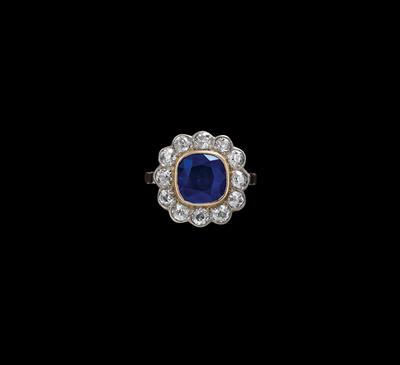 An Old-Cut Brilliant Ring with an Untreated Sapphire c. 4.20 ct - Gioielli