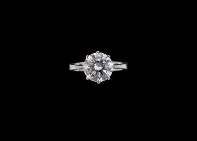 A Brilliant Solitaire c. 7.50 ct - Jewellery