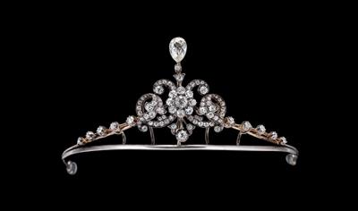 Diadem aus altem österr. Adelsbesitz Altschliffdiamanten zus. ca. 8 ct - Juwelen