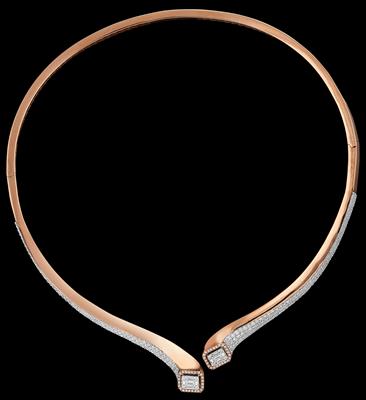 A Diamond Necklace, Total Weight c. 4.60 ct - Jewellery