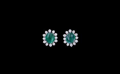 A Pair of Brilliant and Emerald Ear Clips - Gioielli