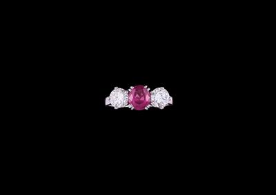 A Brilliant Ring with an Untreated Ruby c. 1.30 ct - Gioielli