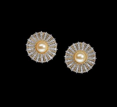 A Pair of Diamond Earclips by Buccellati, Total Weight c. 5 ct - Jewellery