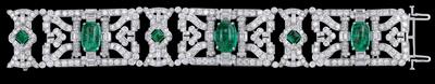 A Diamond and Emerald Bracelet - Jewellery