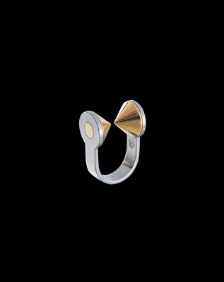 A Ring by Friedrich Becker - Jewellery