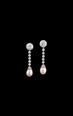 A Pair of Oriental Pearl and Old-Cut Diamond Ear Pendants - Klenoty