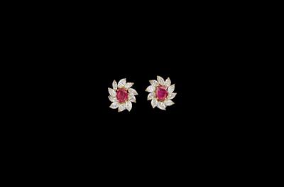 A Pair of Diamond and Ruby Ear Clips - Klenoty