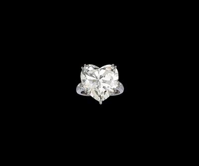 A Diamond Heart Ring 9.37 ct - Gioielli