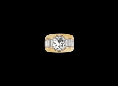 A Diamond Ring, Total Weight c. 10.13 ct - Gioielli