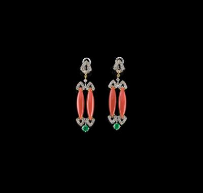 A Pair of Brilliant and Coral Pendant Ear Clips - Klenoty