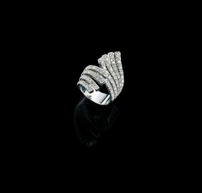 A Brilliant Ring, Total Weight c. 4.50 ct - Gioielli