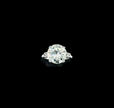 A Brilliant Solitaire Ring c. 7.50 ct - Klenoty