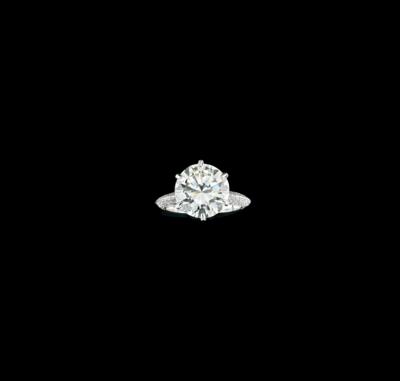 A Brilliant Solitaire Ring, Total Weight c. 5.94 ct - Klenoty