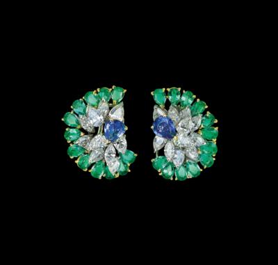 A Pair of Diamond Ear Clips by Giovannetti, Total Weight c. 8 ct - Gioielli