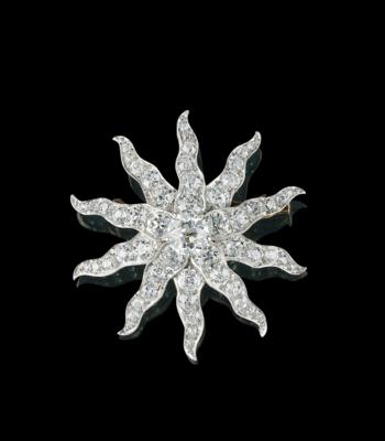 A Lace Sunburst brooch by Tiffany & Co, brilliants total weight c. 10 ct - Šperky