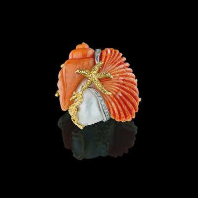 A coral ring - Exquisite Jewels