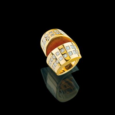 A diamond ring by Vhernier, total weight c. 2.70 ct - Gioielli scelti
