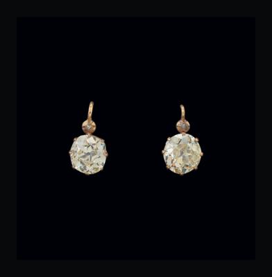 A pair of old-cut diamond ear pendants, total weight c. 5.50 ct - Gioielli scelti
