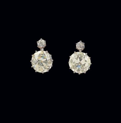A pair of old-cut diamond ear pendants, total weight c. 8 ct - Exkluzivní šperky