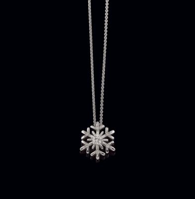 A snowflake necklace by Chopard - Exkluzivní šperky