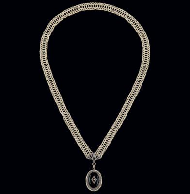 Diamant Griesperlen Sautoir mit Onyxmedaillon - Juwelen
