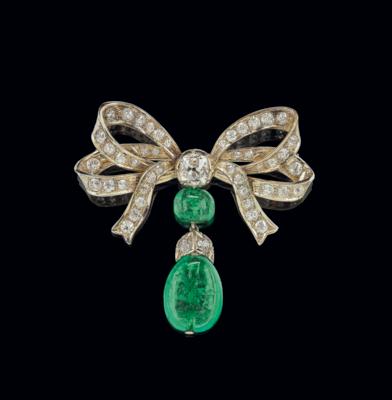 Diamantbrosche Masche mit Smaragden Typ Kolumbien zus. ca. 18 ct aus altem Europäischen Adelsbesitz - Juwelen