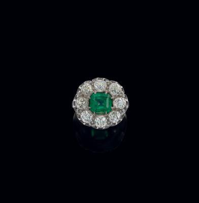 Diamantring mit Smaragd Typ Kolumbien ca. 1,50 ct aus altem Europäischen Adelsbesitz - Juwelen