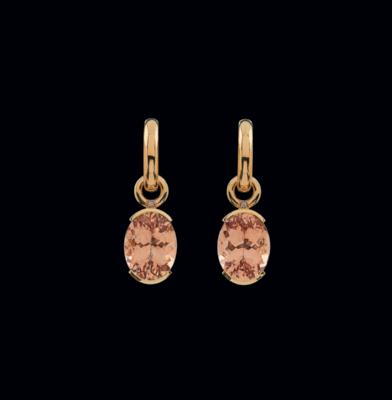 A pair of morganite ear pendants total weight c. 16.80 ct - Exquisite Jewels