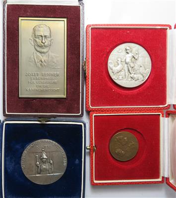 Medaillen und Plaketten (4 Stk. AE - Münzen und Medaillen