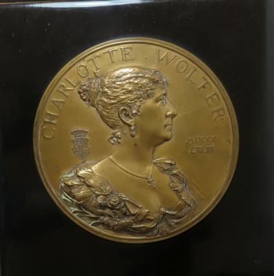 Medailleur Waschmann- k. k. Hofschauspielerin Charlotte Wolter 1834-1897 - Coins and medals