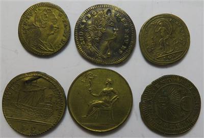 Rechenpfennige und Spielmarken (ca. 42 Stück) - Coins and medals