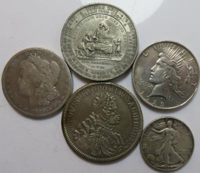 International (5 Stück, davon 3 AR) - Münzen und Medaillen