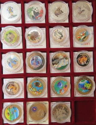 Farbmünzen-Alle Welt (51 Stk. auch AR in 3 Kassetten) - Mince a medaile