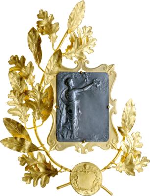 Friedens- und Ehrenplakette in vergoldetem Zierrand von Felix Rasumny (1869-1940) - Münzen und Medaillen