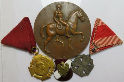 Österreich, Medaille 1930, 2 K. u. K. Auszeichnungen, 1 Abzeichen - Mince a medaile