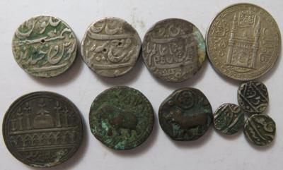 Indien (7 AR + 3 AE) - Monete e medaglie