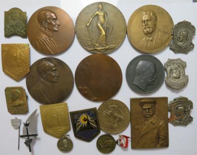 Medaillen/Plaketten/Anstecker (ca. 20 Teile) - Coins and medals