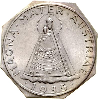 einseitige achteckige SN Abschläge der Vorder- und Rückseite zu 5 Schilling 1935,=5,22 g,  6,00 g= II - Münzen, Medaillen und Papiergeld