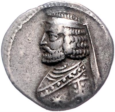 Parther, Phraates III., ca. 70-57 v. C. - Münzen, Medaillen und Papiergeld