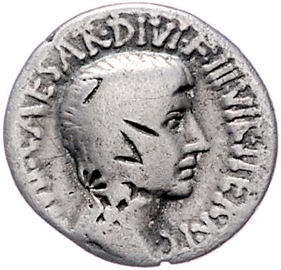 Octavianus - Monete, medaglie e cartamoneta