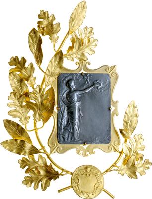 Friedens- und Ehrenplakette in vergoldetem Zierrand von Felix Rasumny (1869-1940) - Coins, medals and paper money