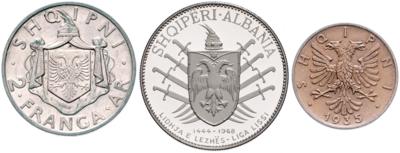 Albanien - Coins and medals