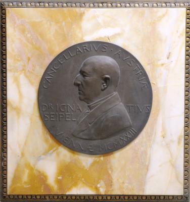 Bundeskanzler Dr. Ignatz Seipel (*1876 + 1932) - Mince a medaile