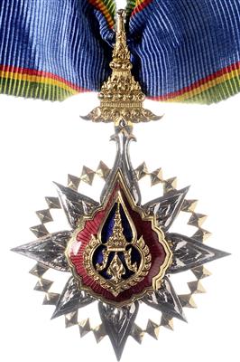 Orden der Thailändischen Krone, - Orden und Auszeichnungen