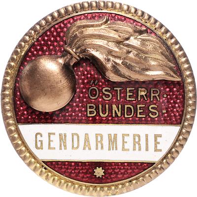 Lot Abzeichen Gendarmerie, - Orden und Auszeichnungen