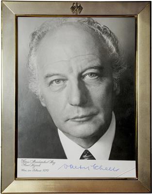 Geschenkportrait Bundespräsident Walter Scheel - Řády a vyznamenání