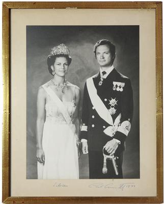 Geschenkportrait König Carl Gustav und Königin Silvia von Schweden - Orders and decorations