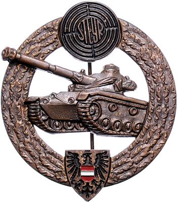 Abzeichen Panzerfahrer der Firma Steyer, - Orders and decorations
